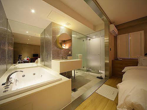 Sinchon Hotel Gaeul Séoul Extérieur photo
