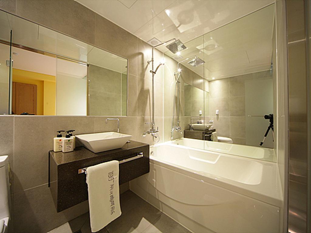 Sinchon Hotel Gaeul Séoul Extérieur photo