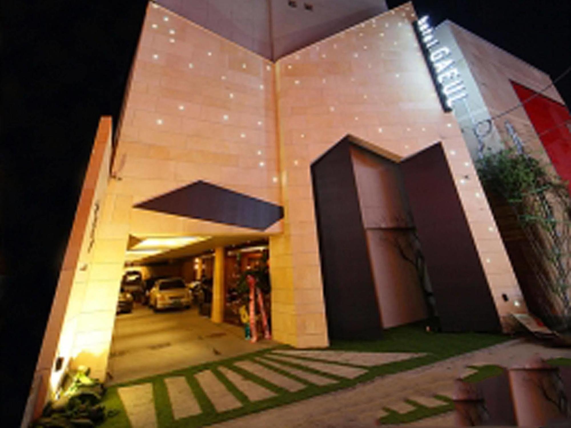 Sinchon Hotel Gaeul Séoul Extérieur photo